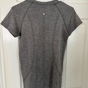 Lululemon Swiftly Short Sleeve Top